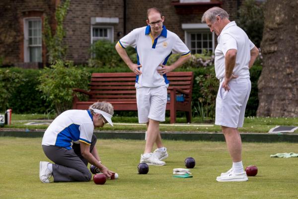 Francis Drake Bowls Club, Hilly Fields, Brockley, SE4 1QE. It was tight but Ken beat David
