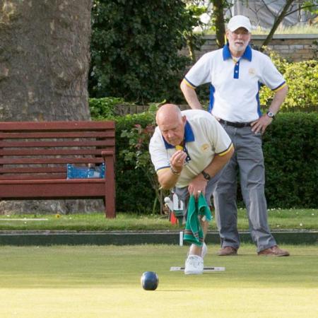 Francis Drake Bowls Club, Hilly Fields, Brockley, SE4 1QE. Final game Ron also fell to Dave
