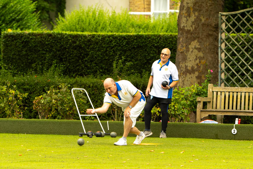 Francis Drake Bowls Club, Hilly Fields, Brockley, SE4 1QE. Mens 3 Woods