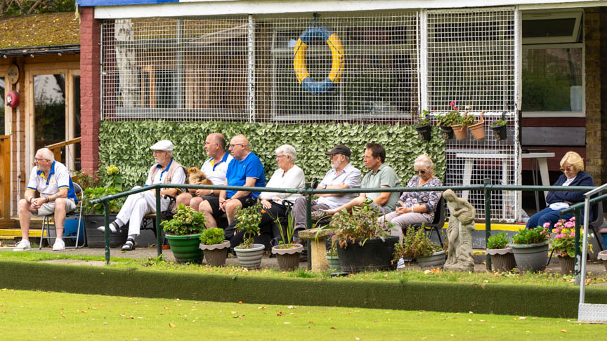 Francis Drake Bowls Club, Hilly Fields, Brockley, SE4 1QE. 