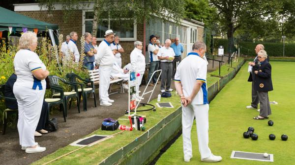 Francis Drake Bowls Club, Hilly Fields, Brockley, SE4 1QE. Captain Ron and president Jill welcome players and spectators to Final's Day
