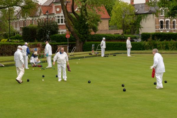 Francis Drake Bowls Club, Hilly Fields, Brockley, SE4 1QE. A rather drizzly day did not deter members for once again competing in this one day knock-out competition.