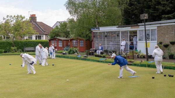 Francis Drake Bowls Club, Hilly Fields, Brockley, SE4 1QE. Each game had a marker who centres the jack at the start of each end and keeps the score